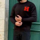 PULL « H » NOIR.