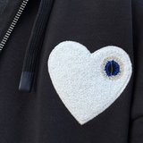 VESTE NOIR CŒUR BLANC.
