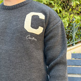 PULL « C » GRIS.